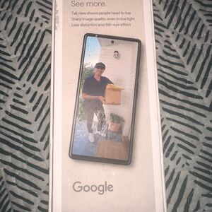 NEST Fragrances Doorbell - Black and White